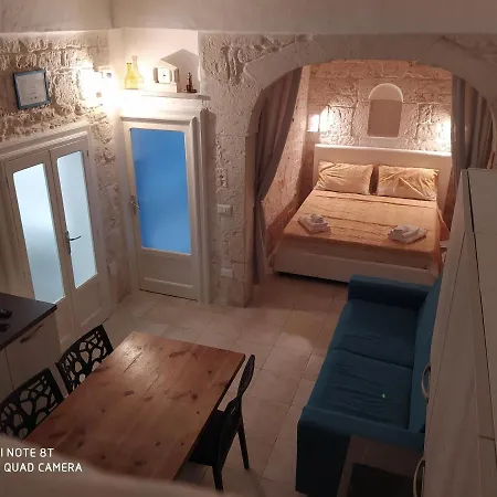 La Casuccia Apartment *