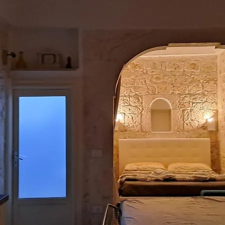 La Casuccia Apartment *